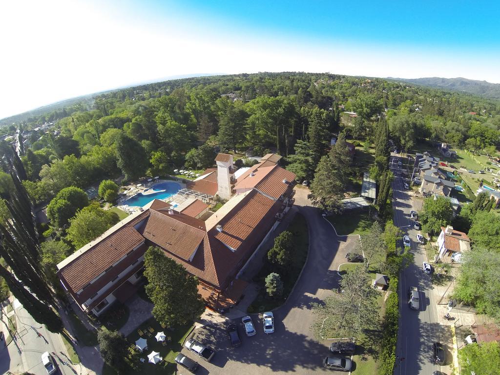 Hotel Edelweiss Вілья-Хенераль-Бельграно Екстер'єр фото