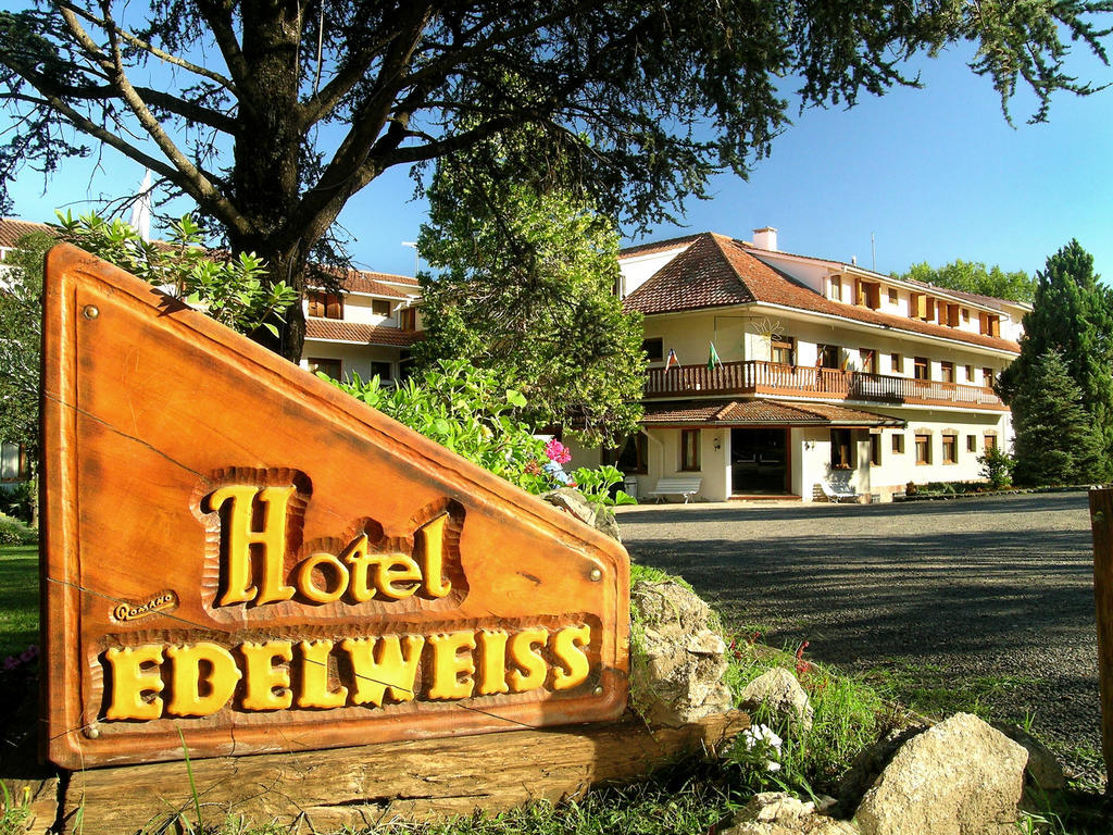 Hotel Edelweiss Вілья-Хенераль-Бельграно Екстер'єр фото